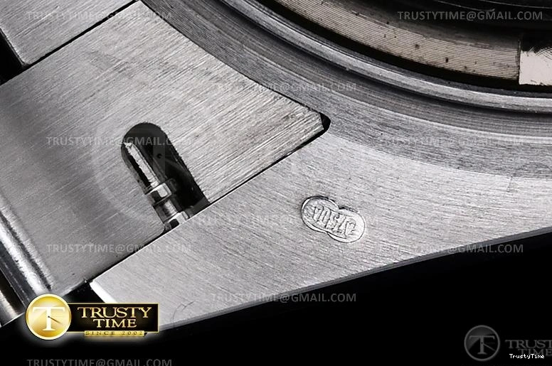 0112 ModernLook RDD0224B – DayDate 36mm 747